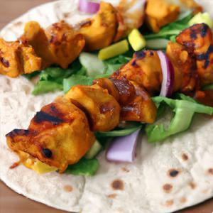 Brochettes de poulet tandoori