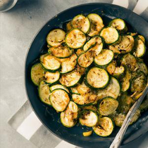 Courgettes sautes au curry